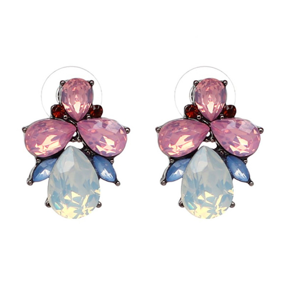 Jewelry - Last 1! Crystal Water Drop Earrings